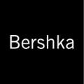 Bershka crée sa ligne de produits de maquillage et de parfums