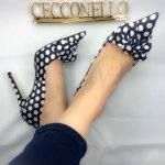 Les très jolies chaussures - 4